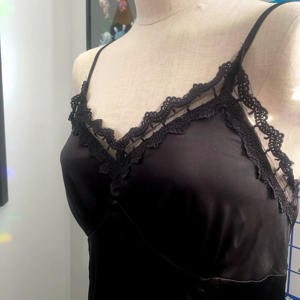 Belle Poque Black Nylon Slip with Lace - Picture 2 of 6